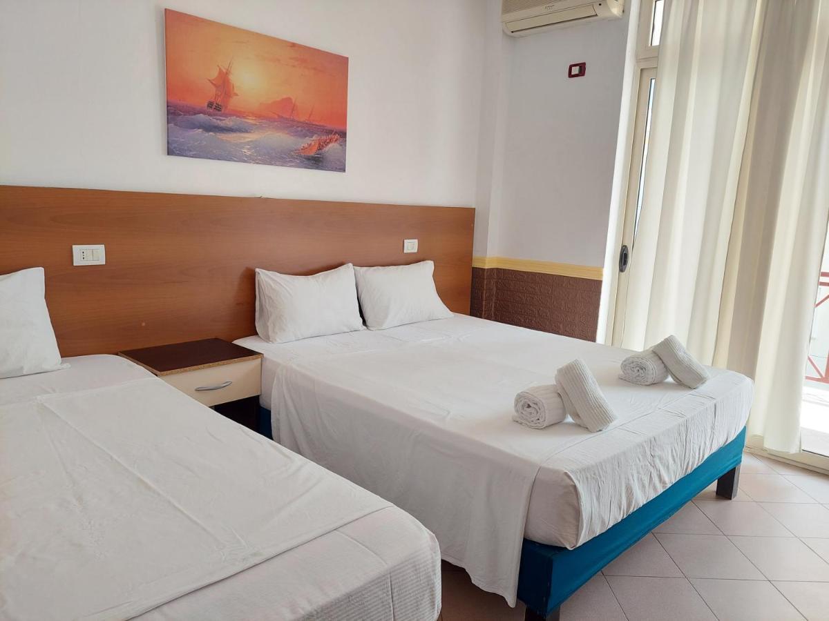 Hotel Nacional Durrës Eksteriør billede