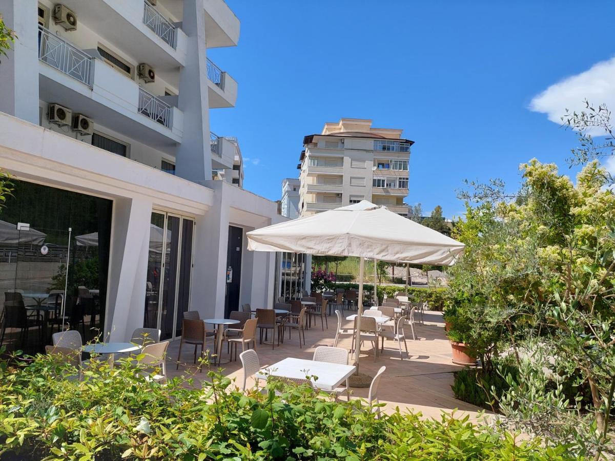 Hotel Nacional Durrës Eksteriør billede