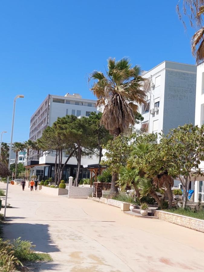 Hotel Nacional Durrës Eksteriør billede