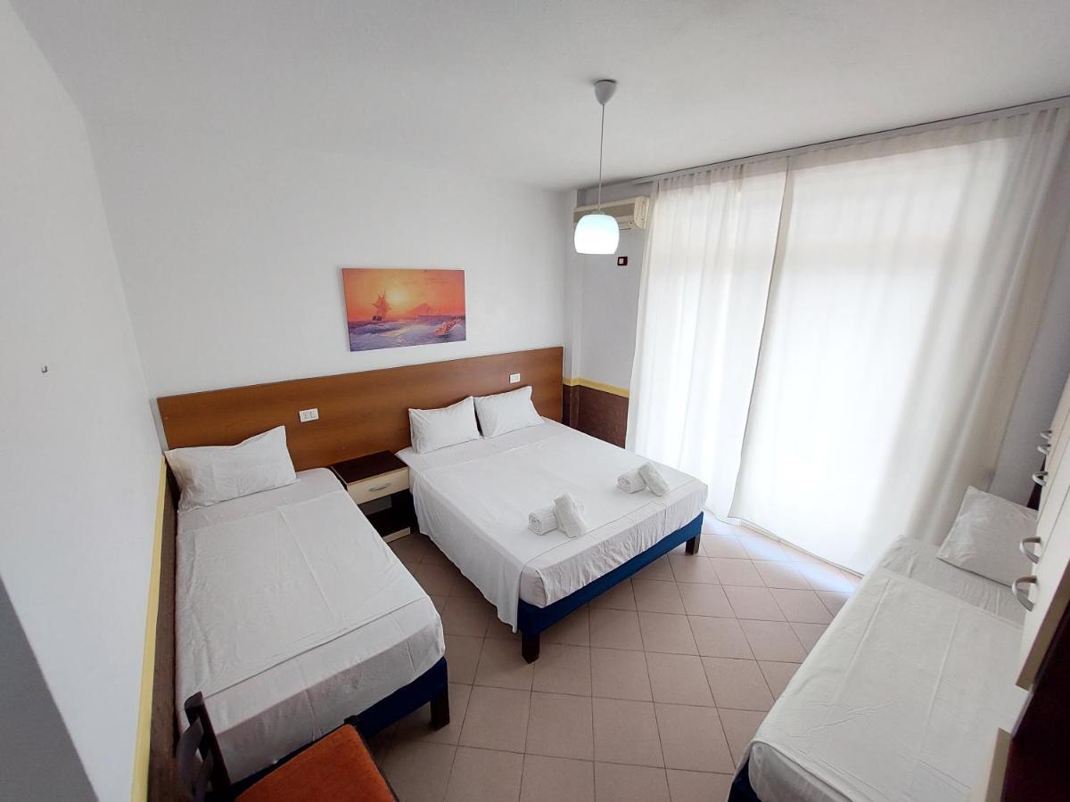 Hotel Nacional Durrës Eksteriør billede
