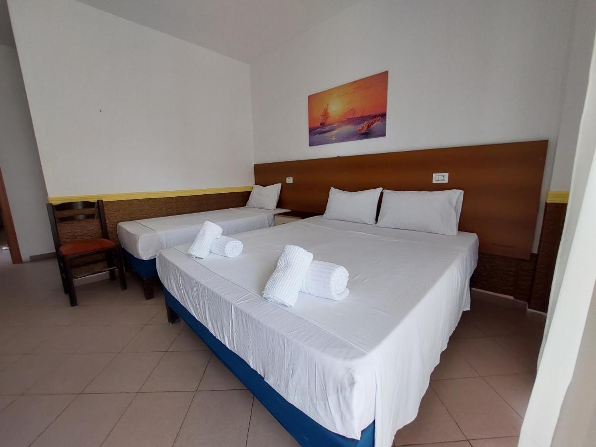 Hotel Nacional Durrës Eksteriør billede