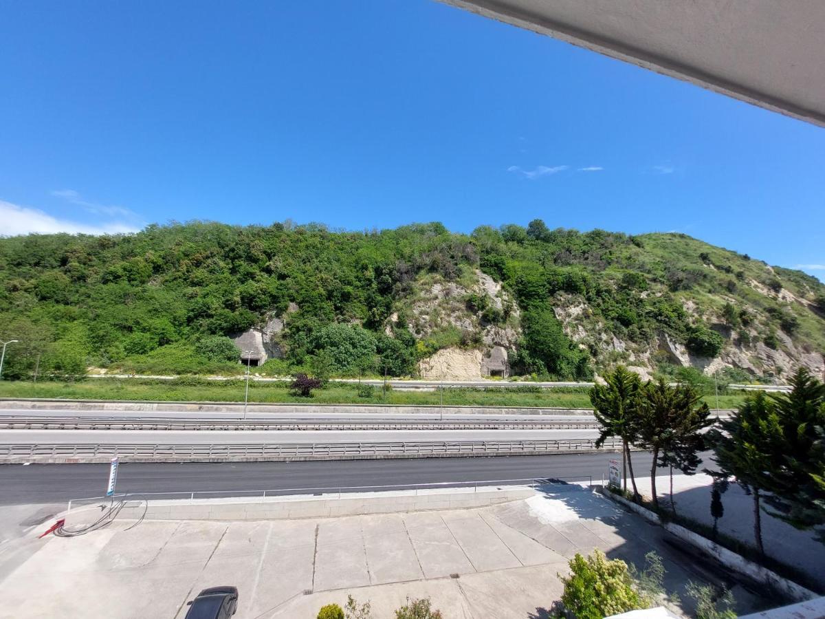 Hotel Nacional Durrës Eksteriør billede