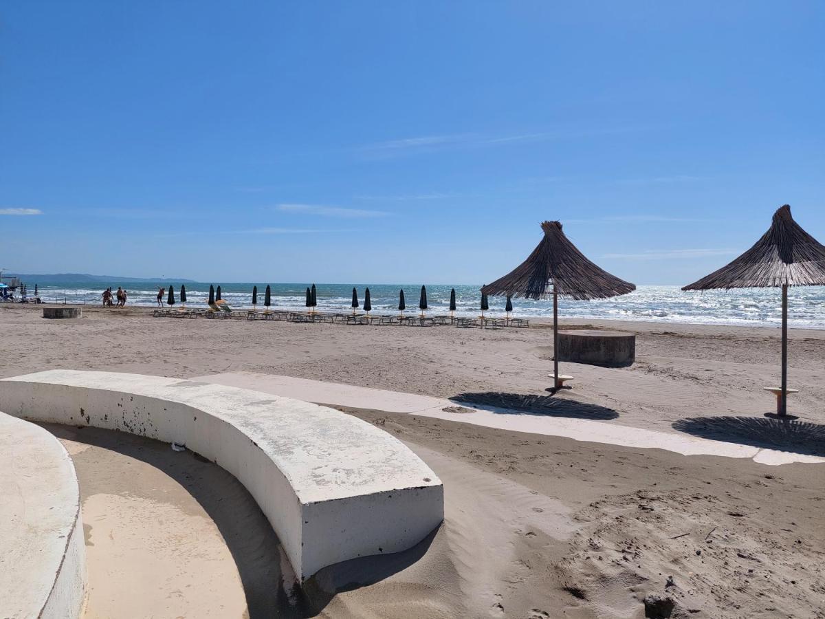 Hotel Nacional Durrës Eksteriør billede