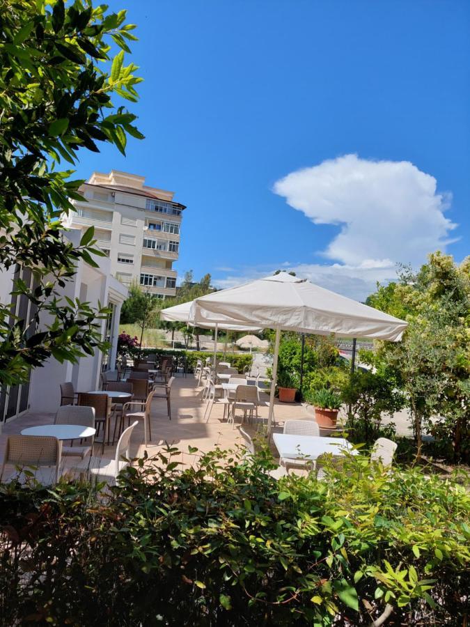Hotel Nacional Durrës Eksteriør billede