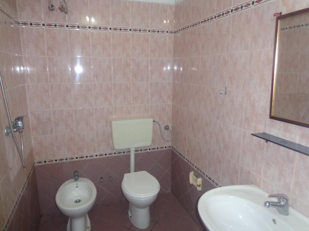 Hotel Nacional Durrës Værelse billede